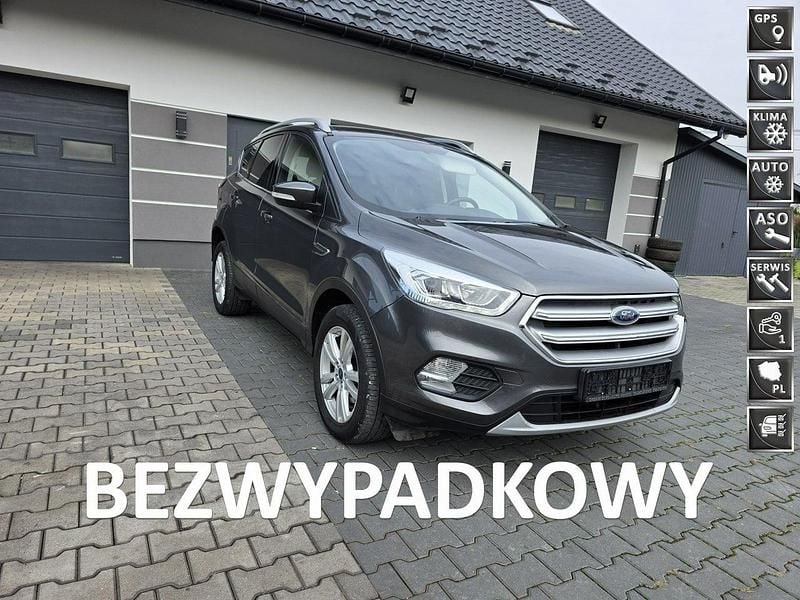 Szary Używany 2018 Ford Kuga SUV | 54 900 zł (Uczciwa cena) - Obraz 1/4