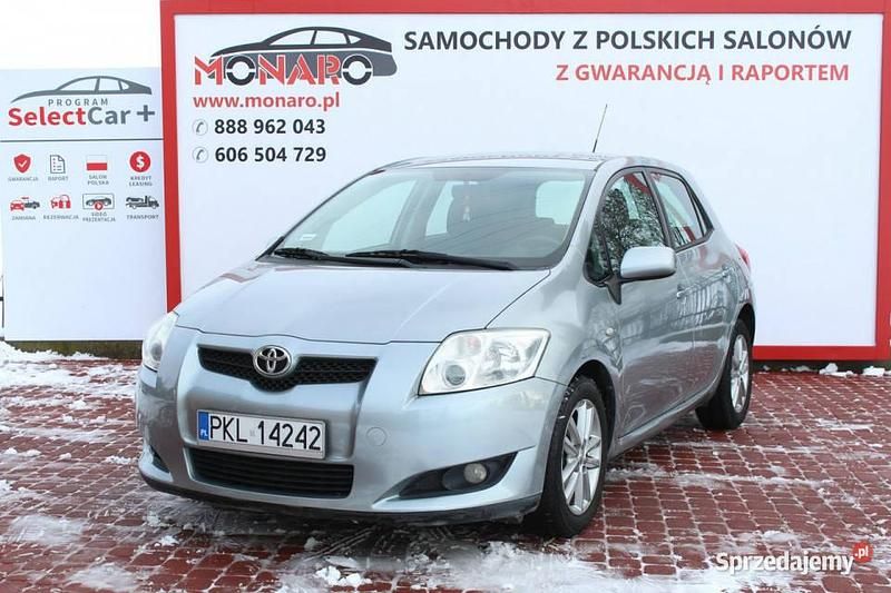 Srebrny (metalik) Używany 2009 Toyota Auris Hatchback | 11 900 zł (Uczciwa cena) - Obraz 1/4