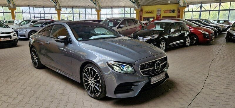 Grafitowy Używany 2018 Mercedes E220 Coupe | 146 900 zł (Uczciwa cena) - Obraz 1/2