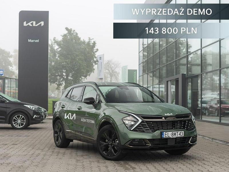 Zielony (metalik) Używany 2025 Kia Sportage 2 SUV | 143 800 zł (Uczciwa cena) - Obraz 1/4