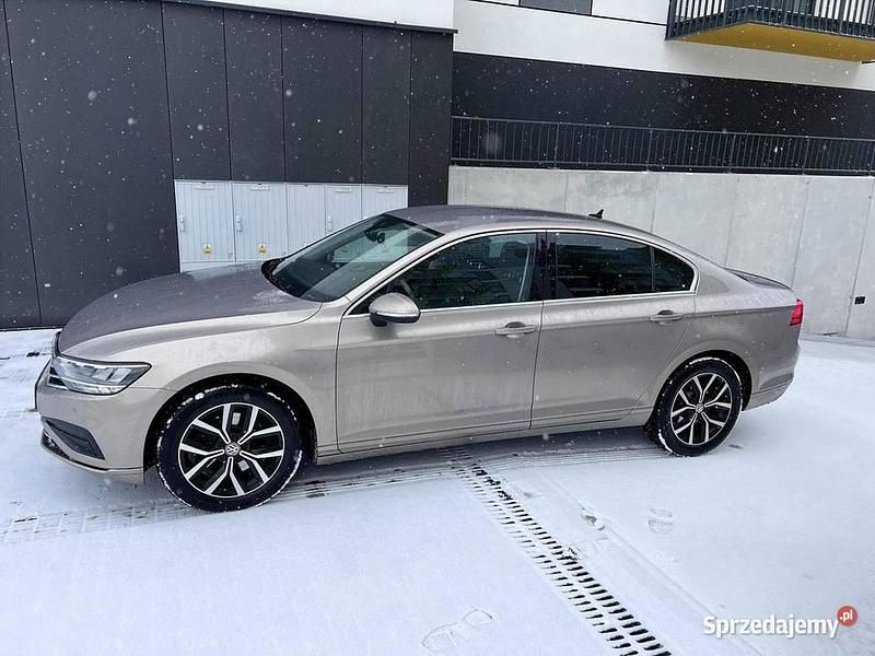 Używany 2019 VW Passat Business | 74 900 zł (Drogi) - Obraz 1/4