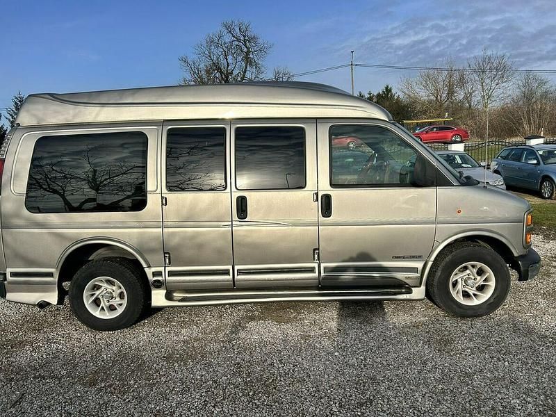 Używany GMC Savana 2000 Szary Minivan