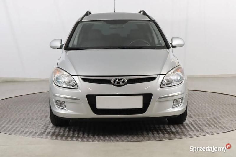 Używany Hyundai i30 2008 Srebrny Kombi