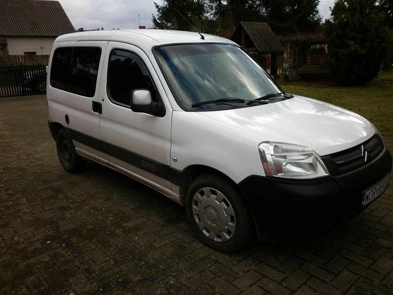 Używany Citroën Berlingo 2009 Biały Minivan