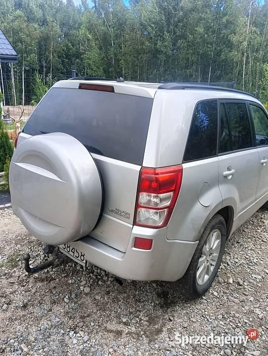 Srebrny Używany 2006 Suzuki Grand Vitara SUV | 11 000 zł (Uczciwa cena) - Obraz 1/4