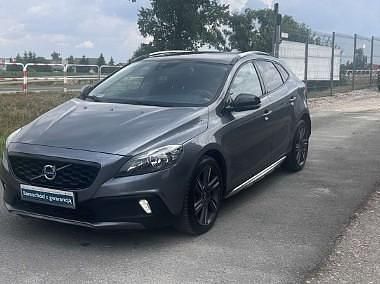 Inny kolor Używany 2015 Volvo V40 Kombi | 49 999 zł (Uczciwa cena) - Obraz 1/4