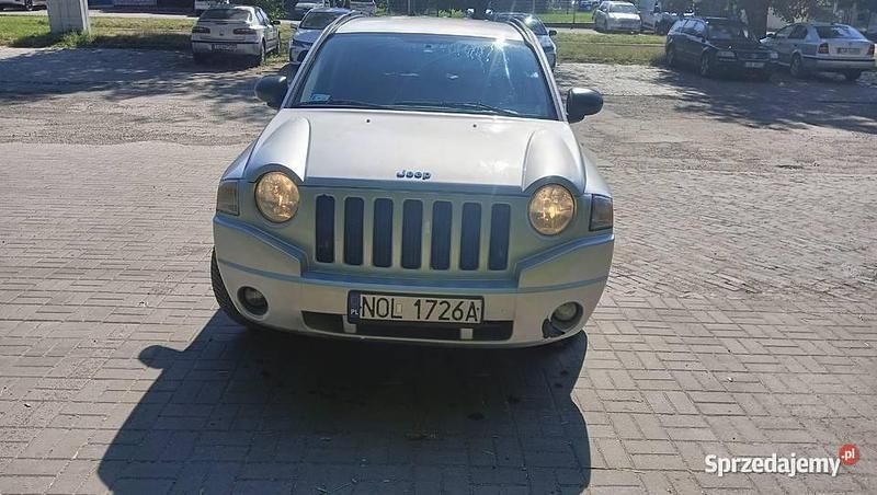 Srebrny Używany 2007 Jeep Compass SUV | 12 000 zł (Super Cena) - Obraz 1/4
