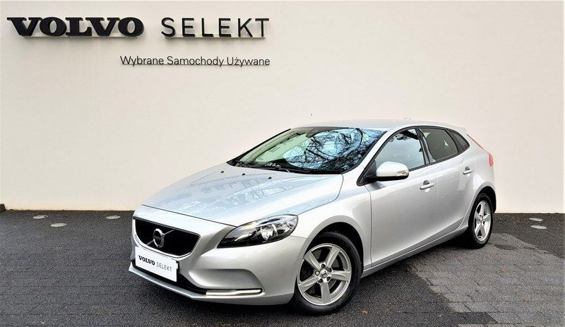 Srebrny Używany 2017 Volvo V40 Kombi | 71 900 zł - Obraz 1/4