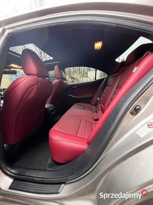 Używany 2017 Lexus IS350 Sedan/Limuzyna | 94 900 zł - Obraz 1/4