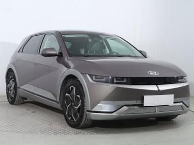 Szary Używany 2022 Hyundai Ioniq 5 SUV | 114 999 zł - Obraz 1/4