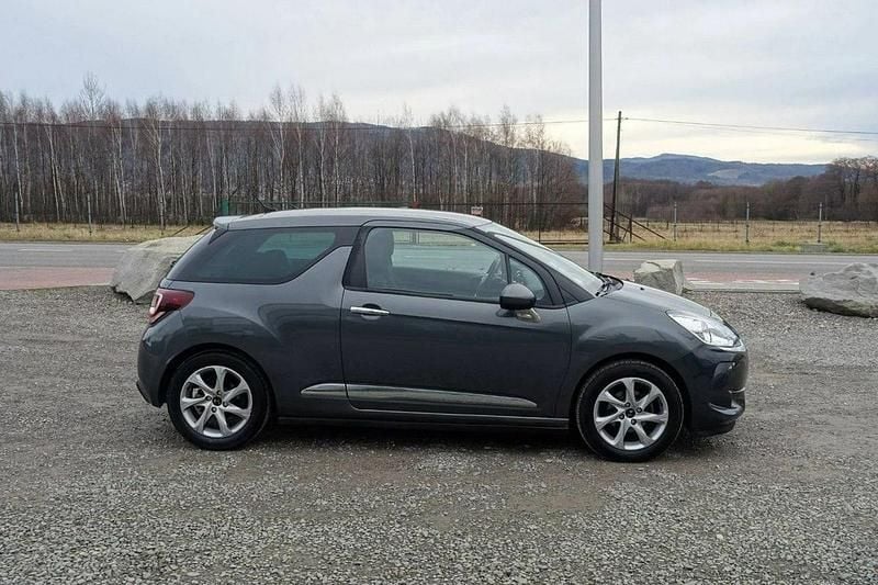 Używany Citroën DS3 99 KM (72 kW) 2016 Szary (metalik) Hatchback