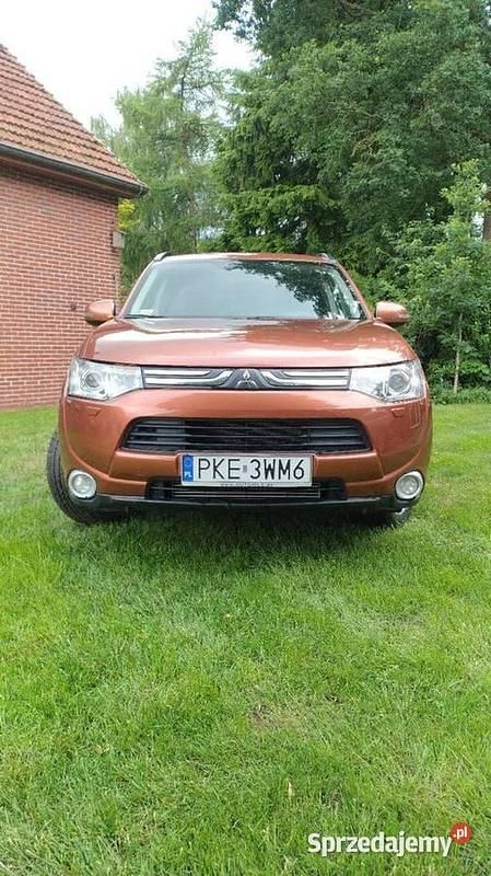 Brązowy Używany 2013 Mitsubishi Outlander SUV | 43 900 zł (Drogi) - Obraz 1/4