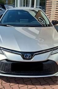 Nowe Toyota Corolla Style 140 KM (102 kW) 2025 Srebrny Sedan/Limuzyna