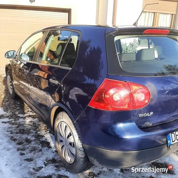 Niebieski Używany 2005 VW Golf V Hatchback | 3700 zł (Super Cena) - Obraz 1/4