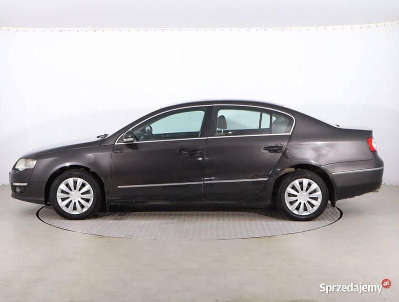 Używany VW Passat 2008 Czarny Sedan/Limuzyna