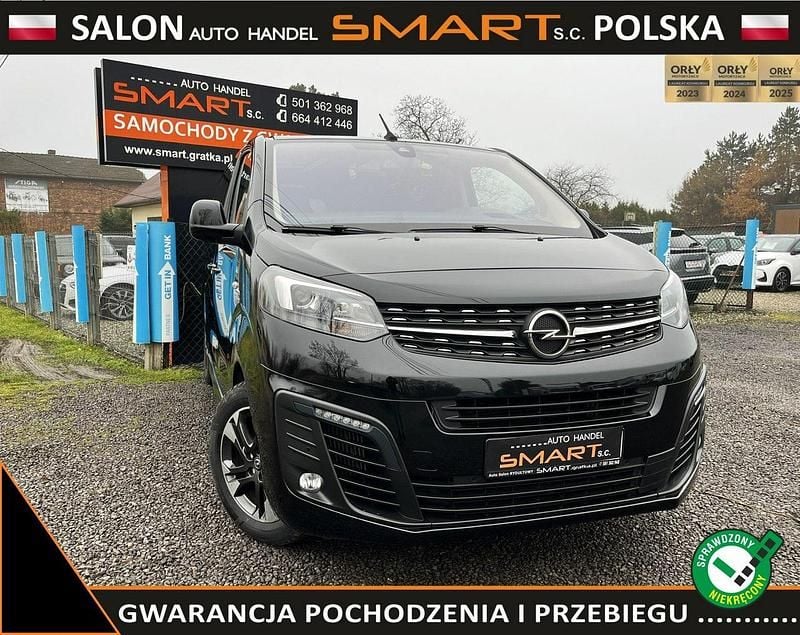 Czarny Używany 2019 Opel Zafira Life Minivan | 109 900 zł - Obraz 1/4