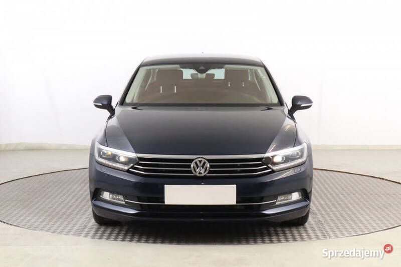Niebieski Używany 2015 VW Passat Sedan/Limuzyna | 53 999 zł (Uczciwa cena) - Obraz 1/4