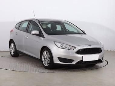 Używany Ford Focus 125 KM (91 kW) 2015 Srebrny Hatchback