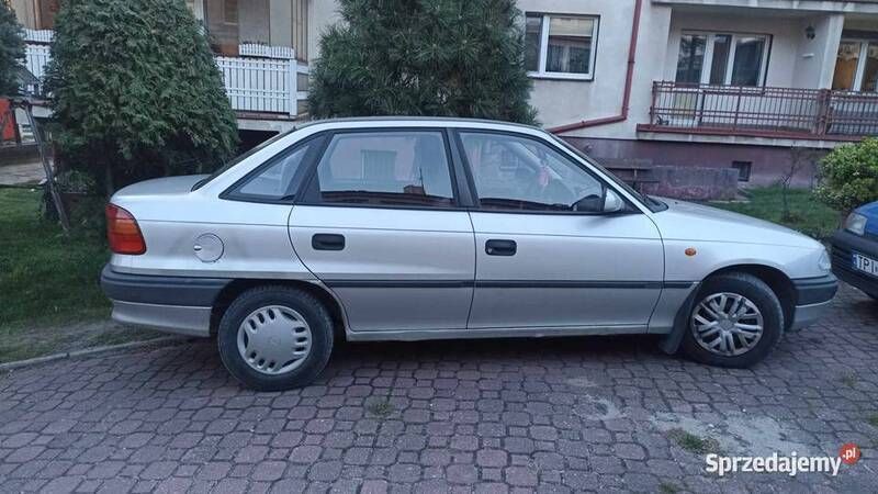 Używany 1999 Opel Astra | 2900 zł (Uczciwa cena) - Obraz 1/4