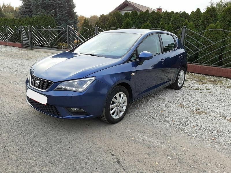 Niebieski Używany 2014 Seat Ibiza I-Tech Hatchback | 29 900 zł - Obraz 1/4