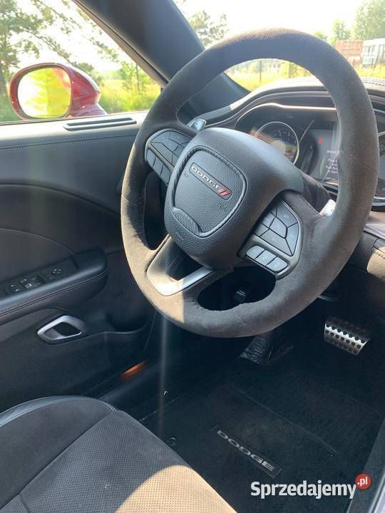 Używany 2023 Dodge Challenger Coupe | 230 000 zł - Obraz 1/4