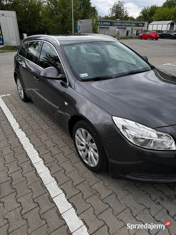 Używany 2011 Opel Insignia | 18 000 zł (Uczciwa cena) - Obraz 1/4