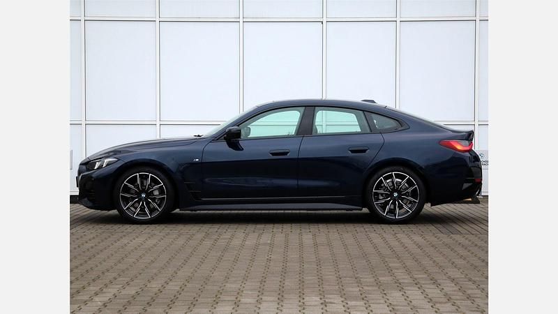 Używany BMW 430 Gran Coupé Comfort Edition 258 KM (189 kW) 2024 Niebieski tanzanite bmw individual metalizowany Coupe