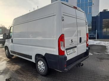 Używany Peugeot Boxer 140 KM (102 kW) 2021 Biały Van