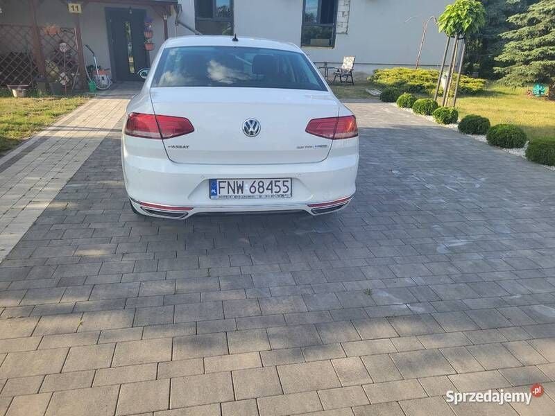 Używany VW Passat 2016 Biały Sedan/Limuzyna