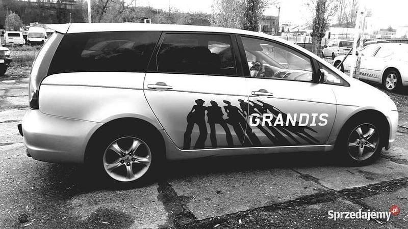 Używany 2004 Mitsubishi Grandis Minivan | 4000 zł - Obraz 1/4