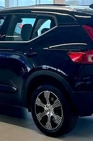 Używany Volvo XC40 Inscription 190 KM (139 kW) 2019 Szary SUV