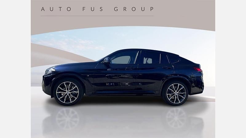 Używany BMW X4 Shadowline 190 KM (139 kW) 2024 Czarny carbon m metalizowany SUV