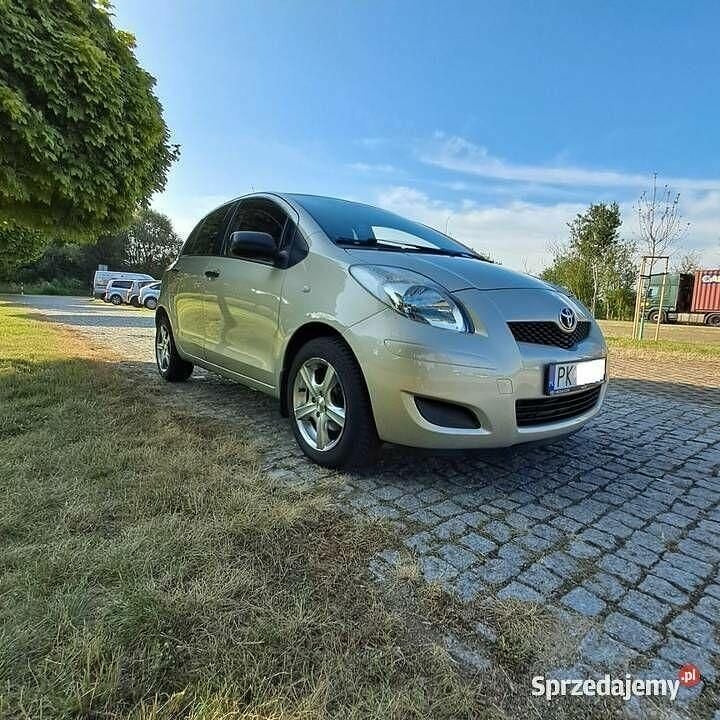 Inny kolor Używany 2009 Toyota Yaris Hatchback | 15 900 zł (Uczciwa cena) - Obraz 1/4