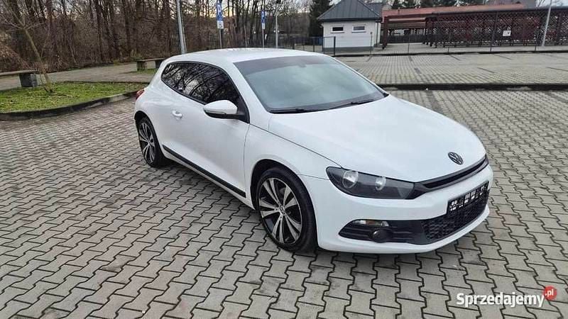 Biały Używany 2011 VW Scirocco Coupe | 25 700 zł (Dobra cena) - Obraz 1/4