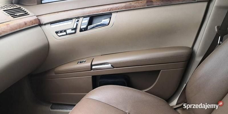 Bordowy Używany 2006 Mercedes S500 Sedan/Limuzyna | 29 000 zł - Obraz 1/4
