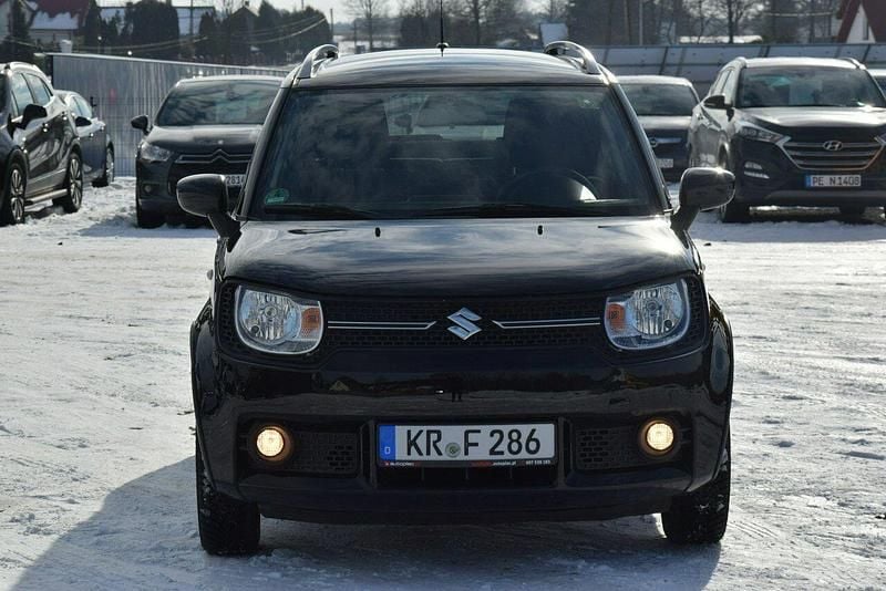 Używany Suzuki Ignis 90 KM (66 kW) 2017 Czarny SUV