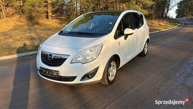 Używany Opel Meriva 2012 Biały Minivan