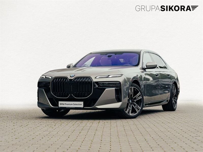 Szary oxide metalizowany Używany 2025 BMW 740 Comfort Edition Sedan/Limuzyna | 569 900 zł (Drogi) - Obraz 1/3