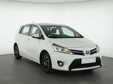 Używany Toyota Verso 112 KM (82 kW) 2014 Biały Minivan