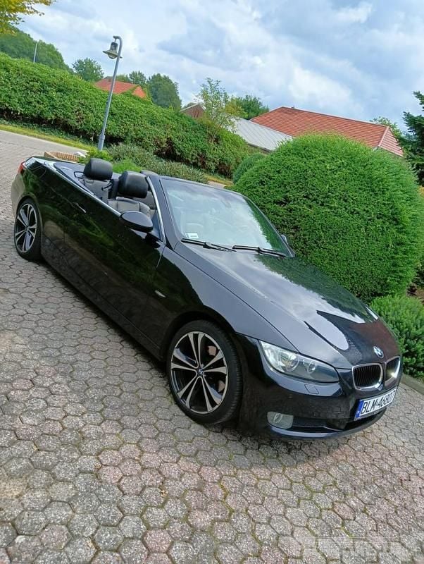 Używany BMW 320 Cabriolet 2008 Czarny Kabriolet