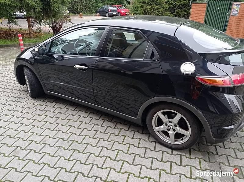 Używany 2009 Honda Civic | 21 900 zł (Dość drogi) - Obraz 1/4