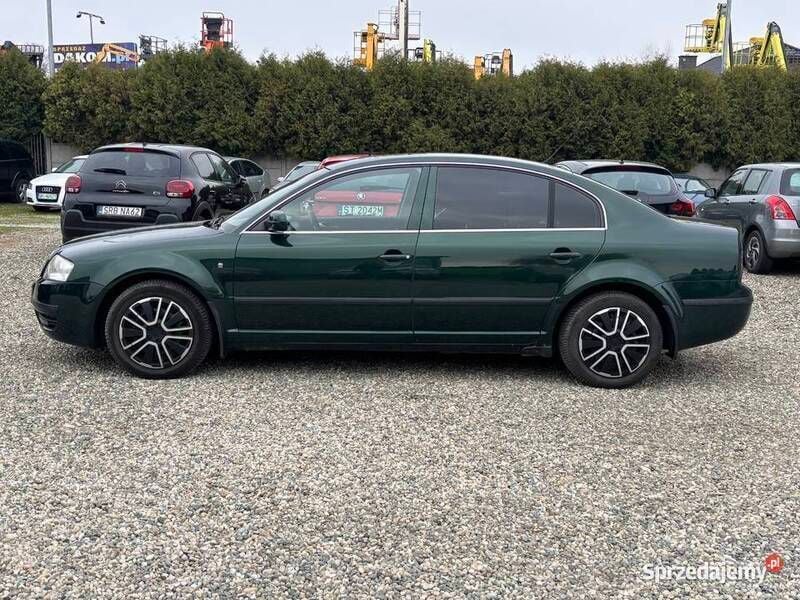 Zielony Używany 2002 Skoda Superb Sedan/Limuzyna | 13 990 zł (Uczciwa cena) - Obraz 1/4