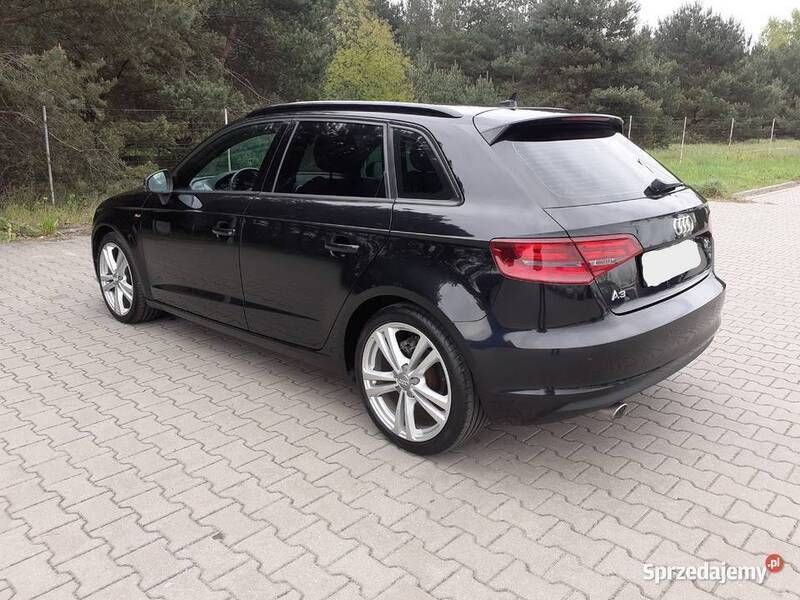 Czarny Używany 2013 Audi A3 Attraction Hatchback | 49 900 zł (Drogi) - Obraz 1/4