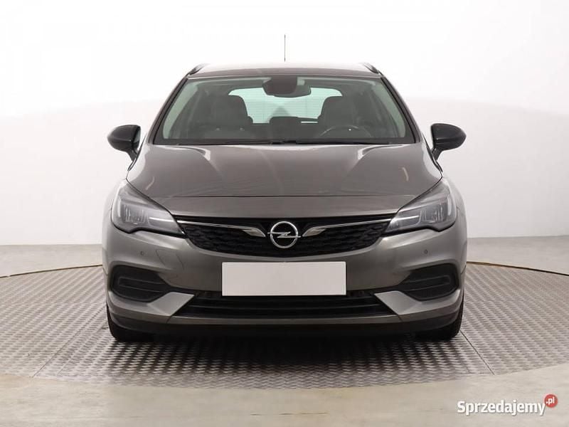 Szary Używany 2021 Opel Astra Kombi | 39 999 zł (Dobra cena) - Obraz 1/4