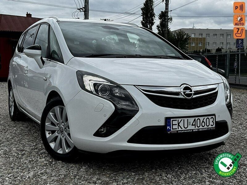 Biały Używany 2015 Opel Zafira Cosmo Minivan | 34 900 zł (Dobra cena) - Obraz 1/4