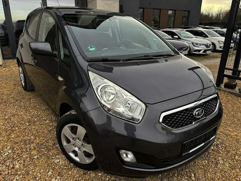 Używany Kia Venga 90 KM (66 kW) 2013 Czarny Hatchback