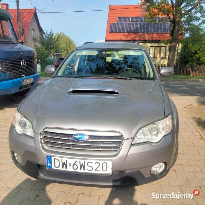 Srebrny Używany 2009 Subaru Outback SUV | 22 000 zł - Obraz 1/4