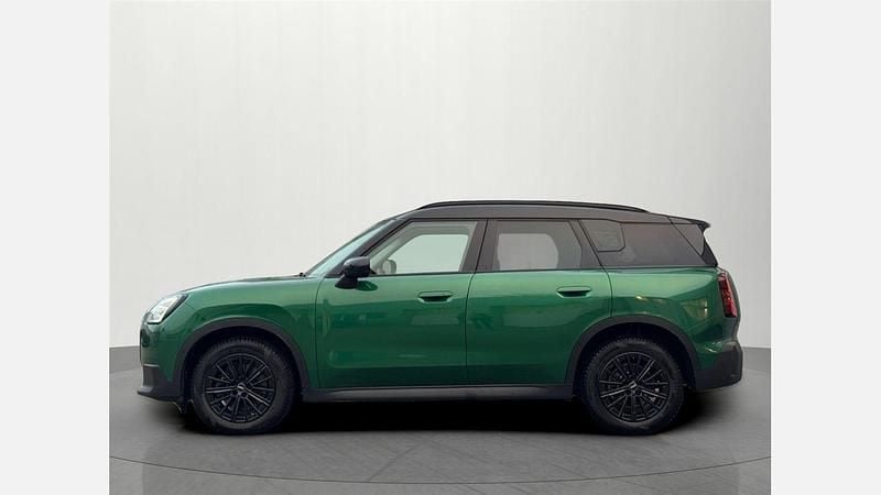 Używany Mini Countryman 156 KM (114 kW) 2024 British racing green iv metalizowany SUV