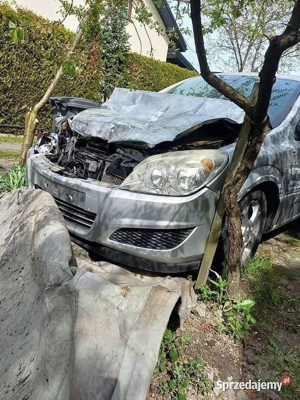 Srebrny Używany 2007 Opel Astra Kombi | 1200 zł (Super Cena) - Obraz 1/4