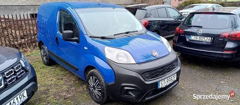 Używany Fiat Fiorino 2019 Granatowy Minivan
